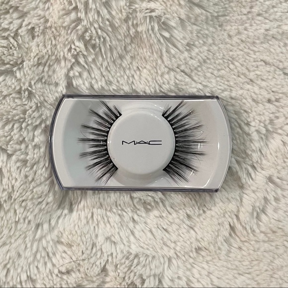 ✨🆕💖MAC COSMETICS MAC LASH 87 MAXIMALIST LASH💖 - Picture 5 of 7